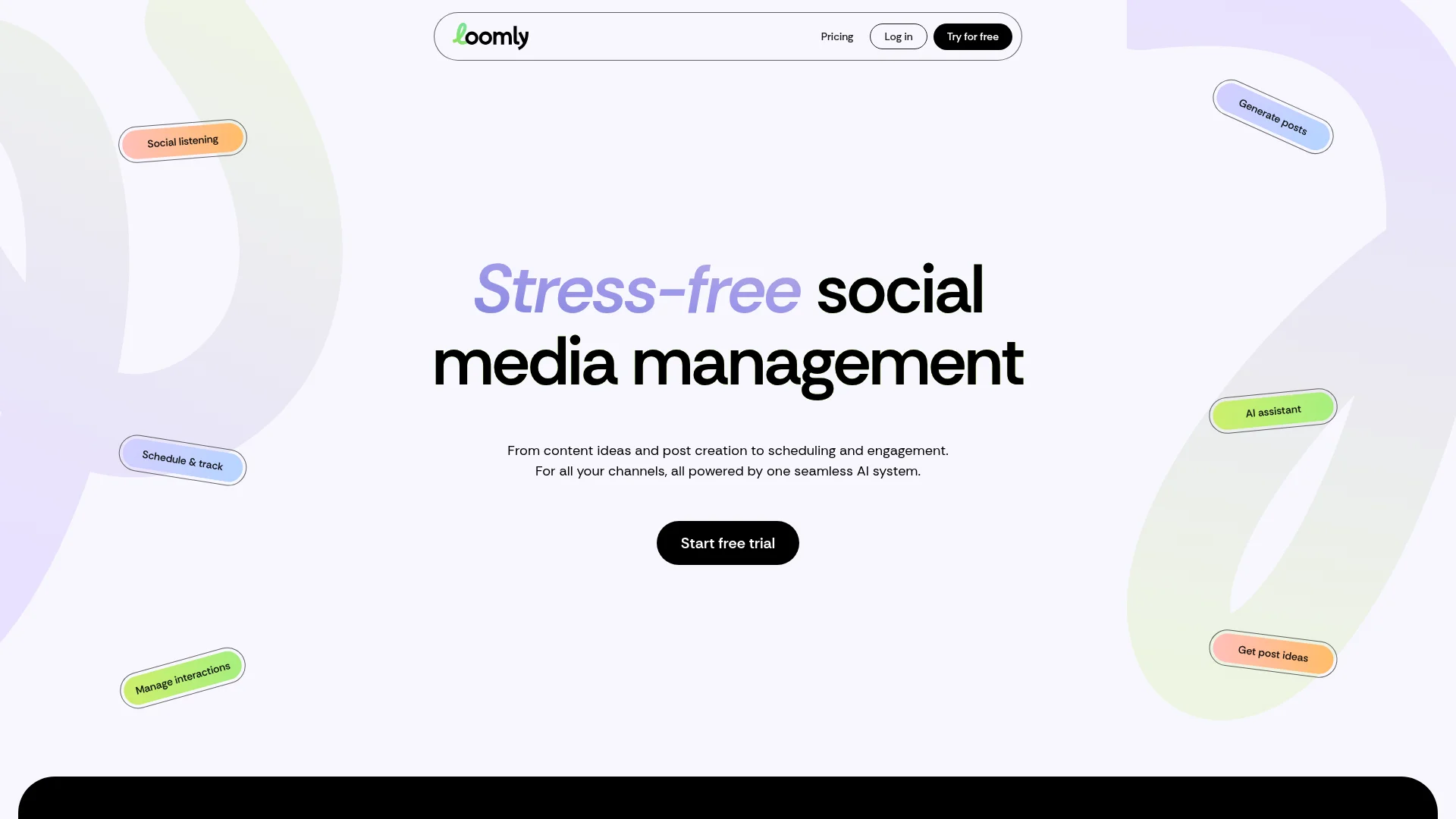 Loomly homepage